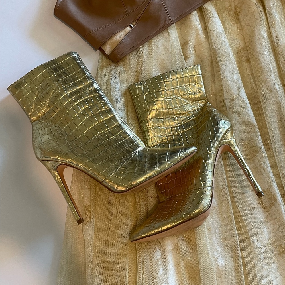 Elegant Gold Embossed Heeled Boots